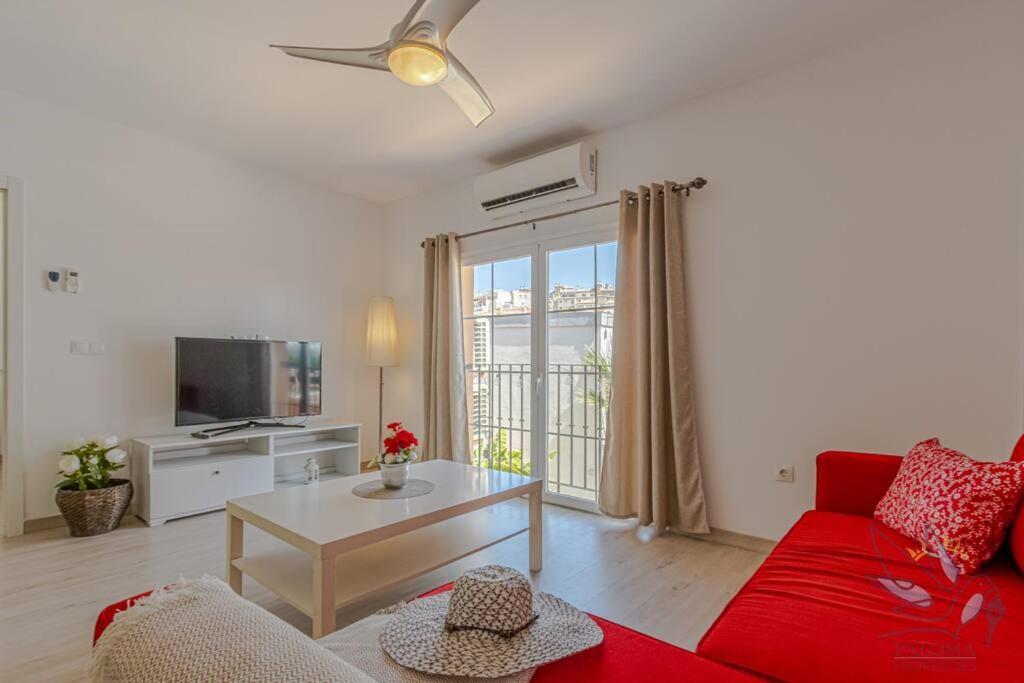 Benalroma Spacious 50 Mt From The Apartament Benalmádena