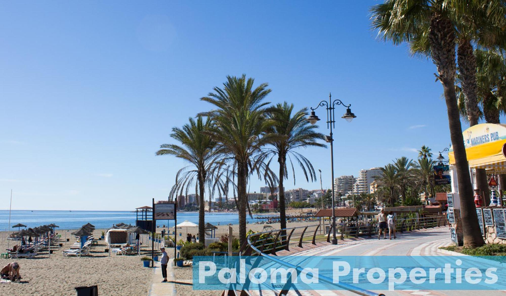 Benalroma Spacious 50 Mt From The Apartament *