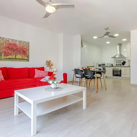 Benalroma Spacious Apartment 50 Mt From The Beach Benalmádena Exterior photo
