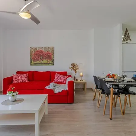 Benalroma Spacious Apartment 50 Mt From The Beach Benalmádena Exterior photo